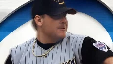 High Heat Major League Baseball 2004 - 一款体育游戏类型的游戏