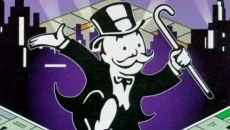 Monopoly Deluxe 类似于 Monopoly Deluxe