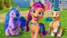 My Little Pony: A Maretime Bay Adventure 类似于 My Little Pony: A Maretime Bay Adventure